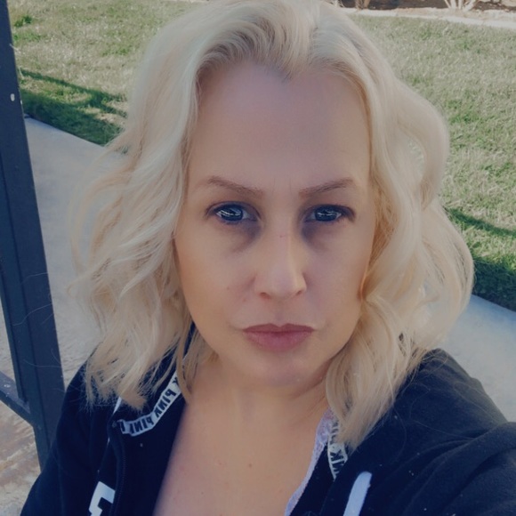hollynewling